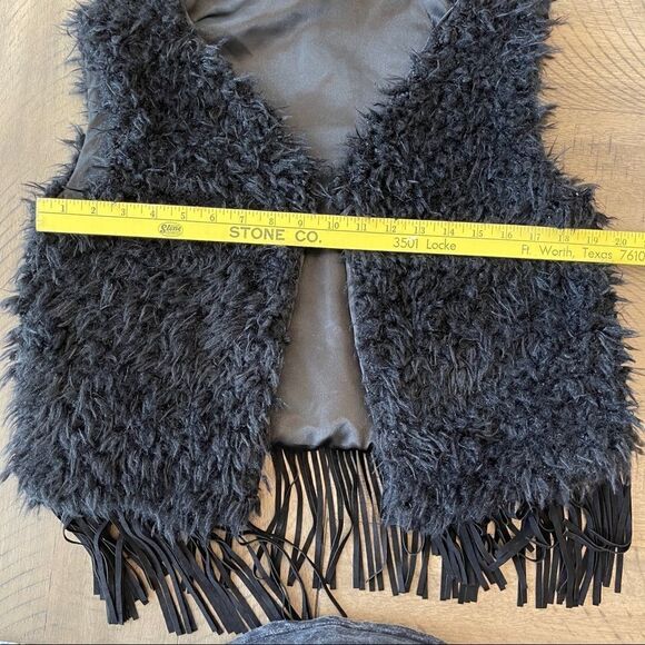 Black Fuzzy Vest with Faux Suede Fringe and Hook/Eye Closure - Med/Large - Picture 6 of 9